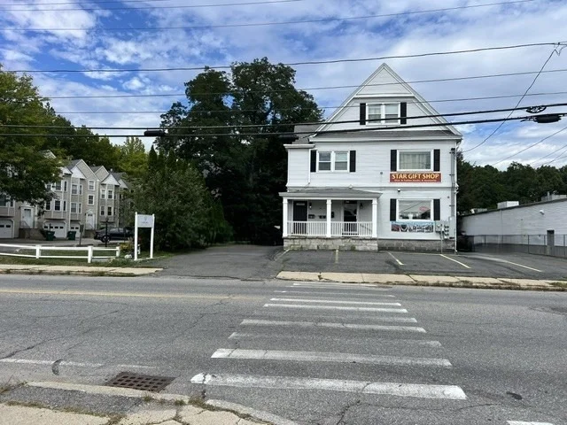 Unit for sale at 1535 Middlesex Street, Lowell, MA 01851