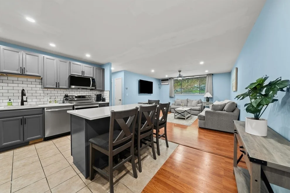 Unit for sale at 80 N Warren St, Woburn, MA 01801