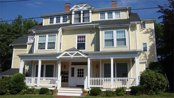 110 Maple Place