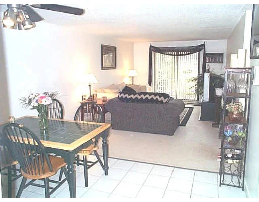 Unit for sale at 5-4 Strawberry Bank Road, Nashua, NH 03062