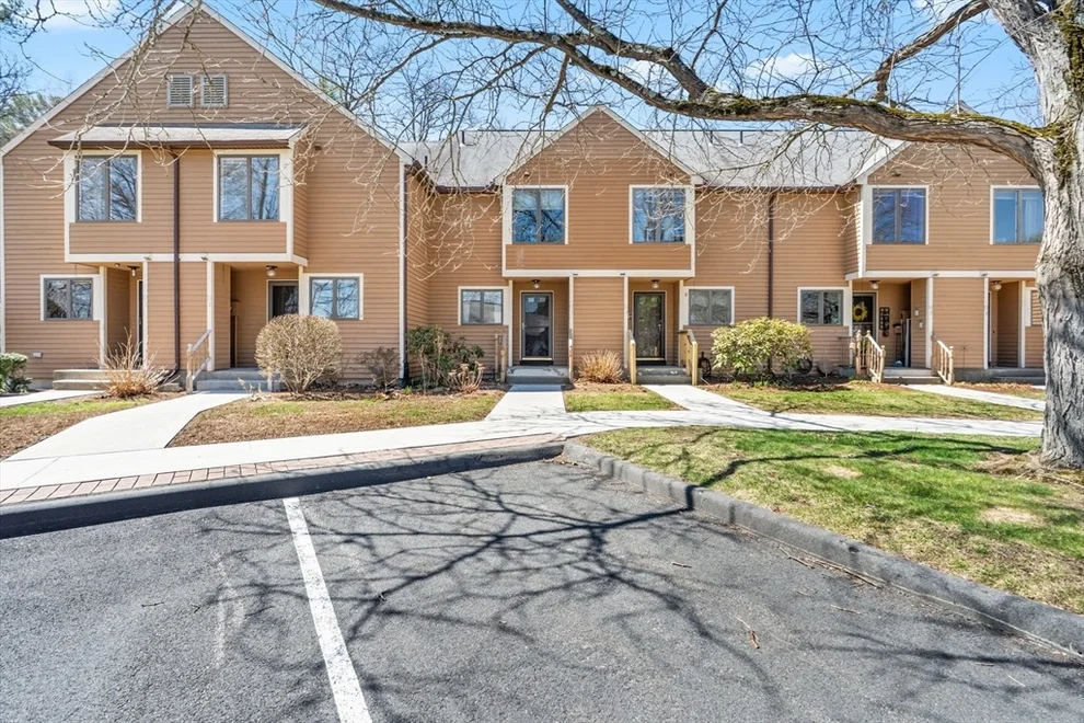 Unit for sale at 575 Bridge Rd, Northampton, MA 01062