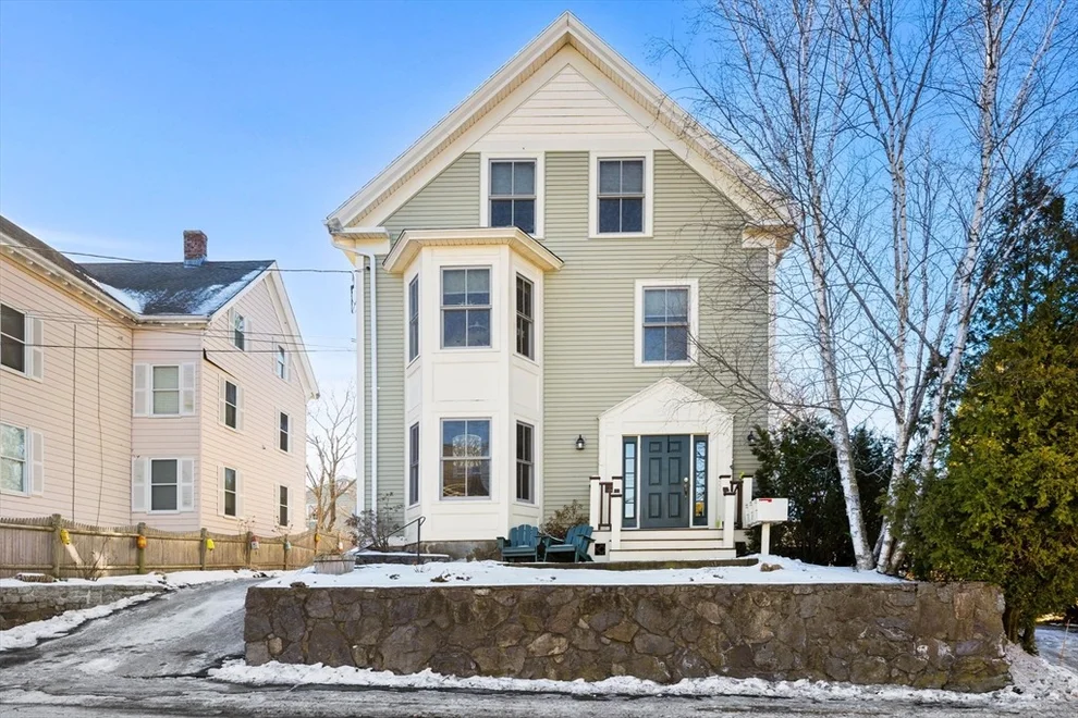 Unit for sale at 26 Village St, Marblehead, MA 01945