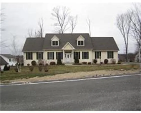 Unit for sale at 64 Canterbury Cir, East Longmeadow, MA 01028