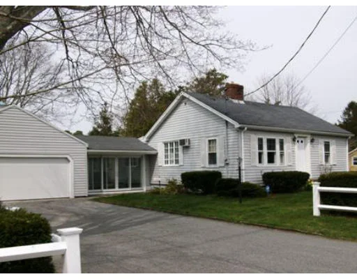 Unit for sale at 11 Fresh Meadow Dr, Wareham, MA 02571