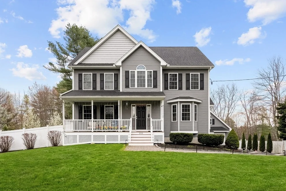 Unit for sale at 205 Salem Street, Wilmington, MA 01887