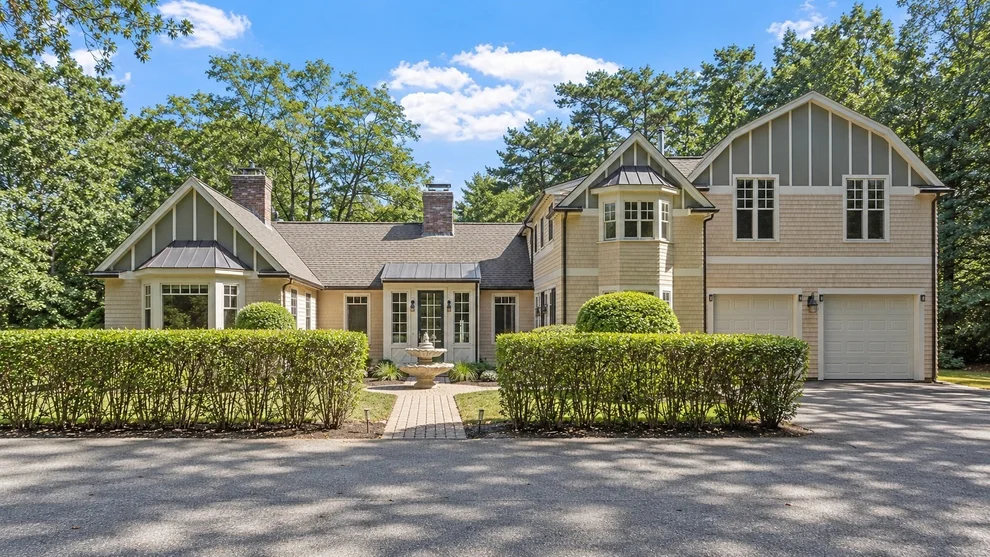 Unit for sale at 130 Summer St, Weston, MA 02493