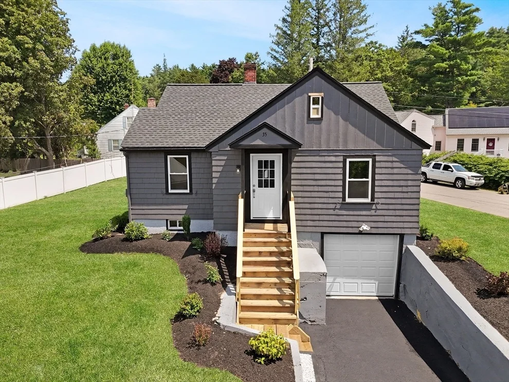 Unit for sale at 35 Richardson Rd, Fitchburg, MA 01420