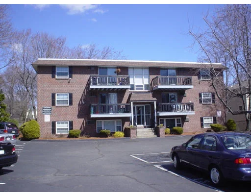Unit for sale at 99 Pleasant, Watertown, MA 02472