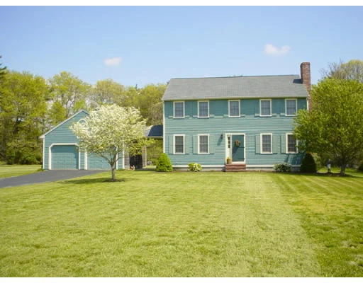 Unit for sale at 5 Margaret Rd, Berkley, MA 02779