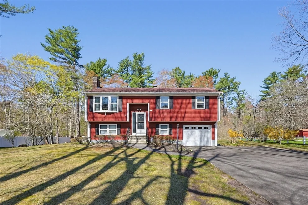 Unit for sale at 142 Prospect Hill St, Taunton, MA 02780