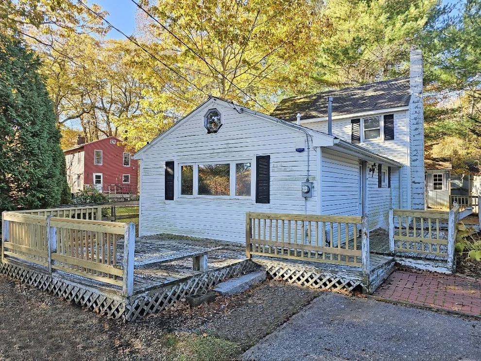 Unit for sale at 94 Clark Rd, Spencer, MA 01562