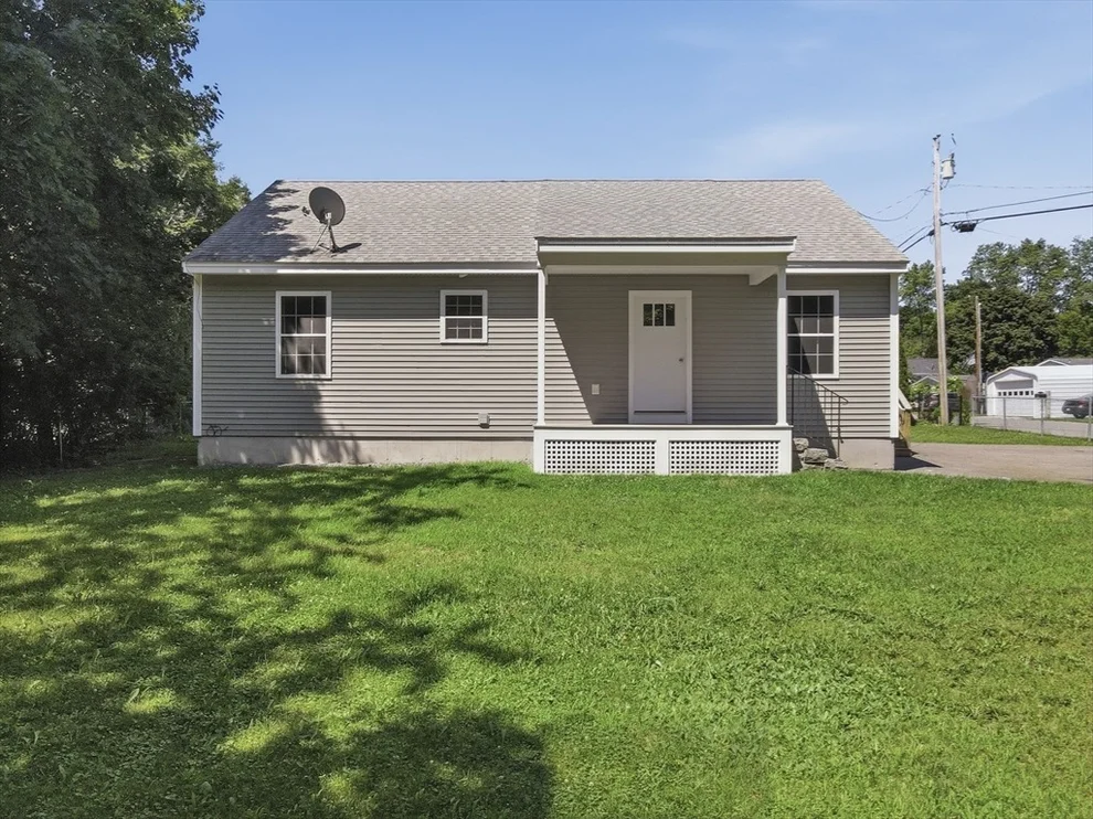 Unit for sale at 2 Evelyn Avenue, Raymond, NH 03077