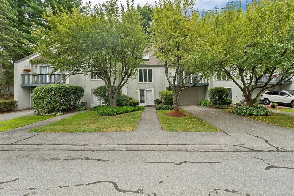 Unit for sale at 30 Woodland Park Dr, Haverhill, MA 01830