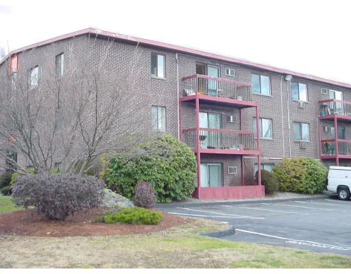 Unit for sale at 1001 Main Street, Woburn, MA 01801