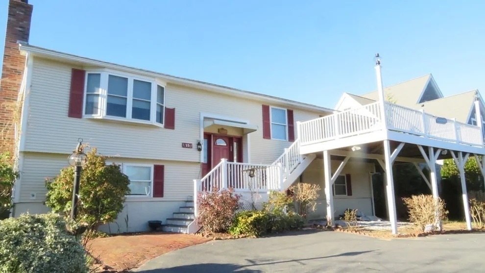 Unit for sale at 25 Ripple Cove Rd, Barnstable, MA 02601