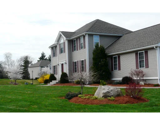 Unit for sale at 157 Britney Dr, Holden, MA 01520