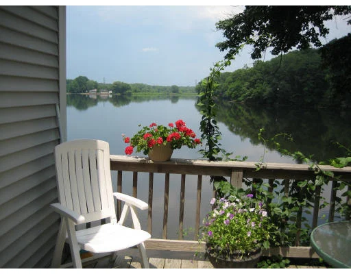 Unit for sale at 14 Old Populatic Rd, Norfolk, MA 02056