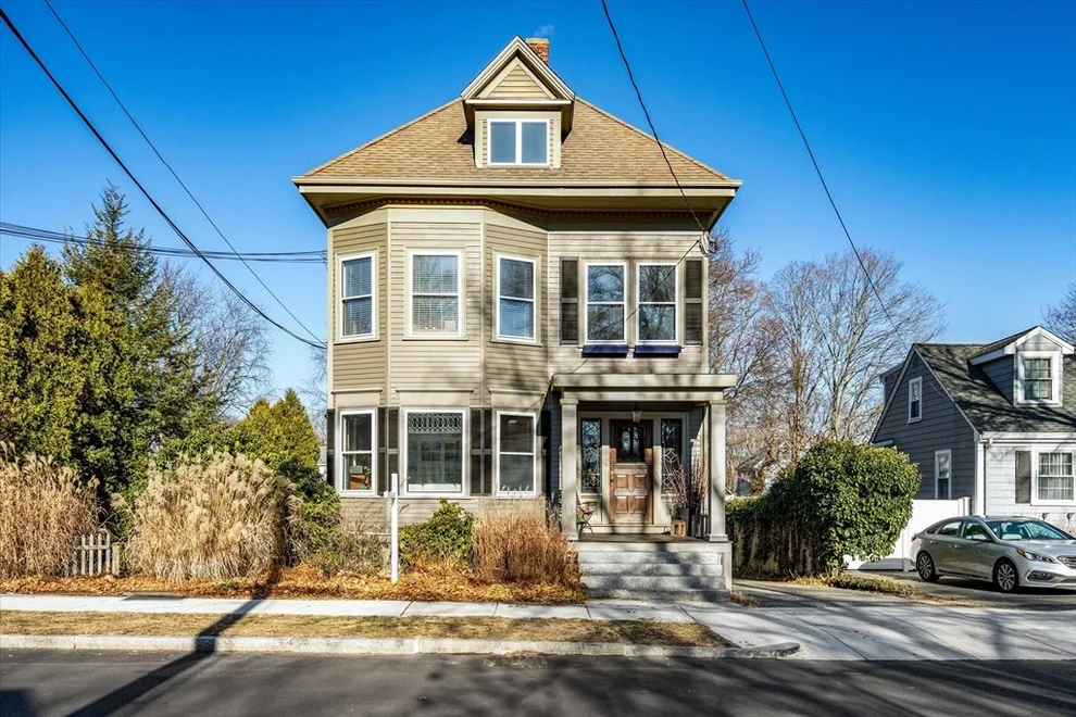 Unit for sale at 181 Broadway St, Wakefield, MA 01880