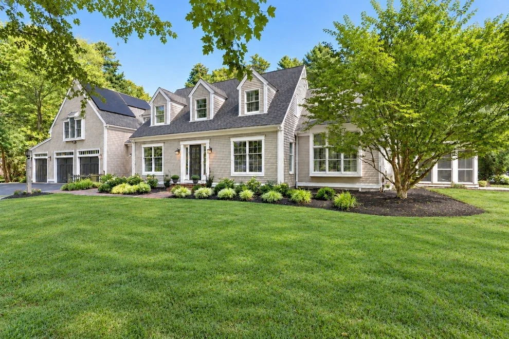 Unit for sale at 56 Indian Wind Drive, Scituate, MA 02066