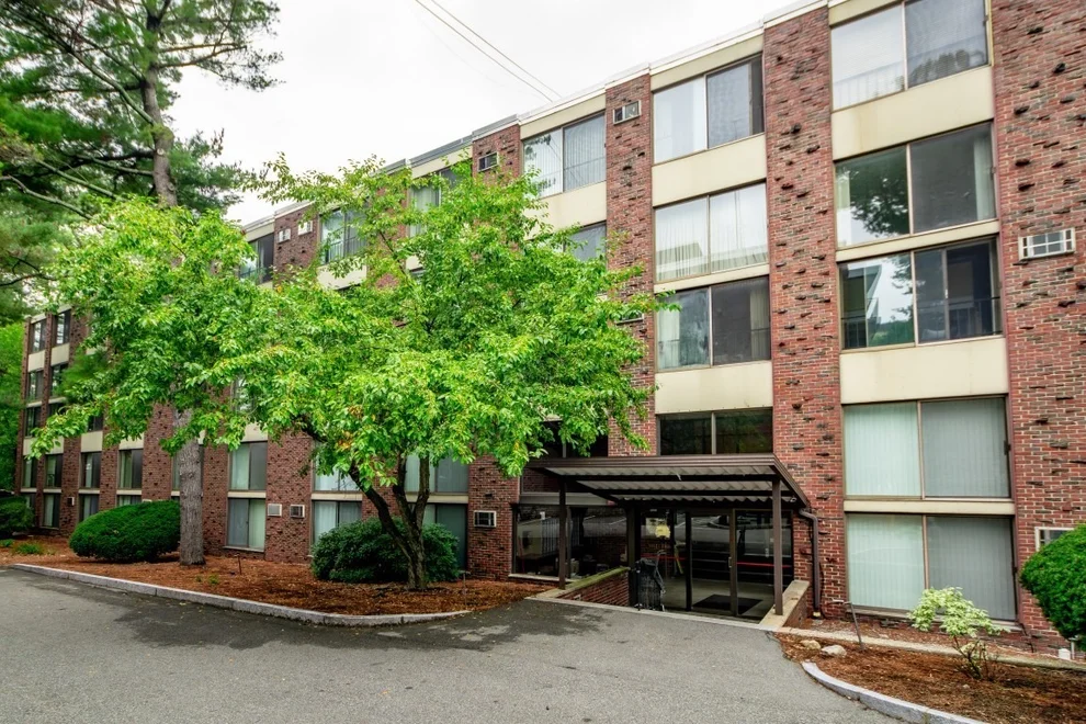Unit for sale at 993 Massachusetts Ave, Arlington, MA 02476