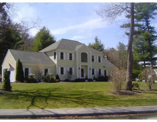 Unit for sale at 5 Country Way, Holbrook, MA 02343