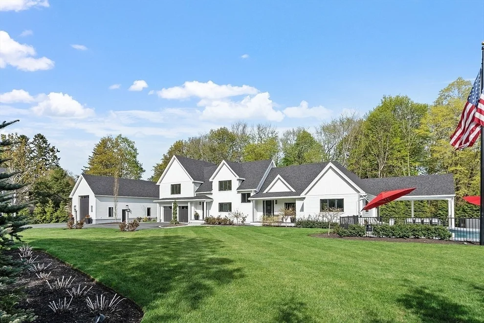Unit for sale at 6 Hildreth St, Westford, MA 01886
