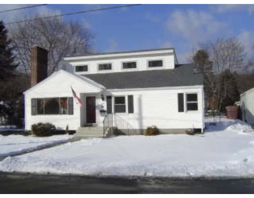 Unit for sale at 39 Brookway Dr., Shrewsbury, MA 01545