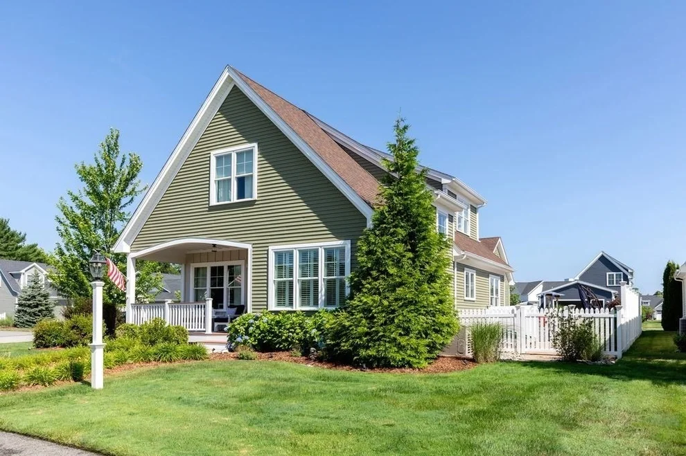 Unit for sale at 2 Sawgrass Lane, Plymouth, MA 02360