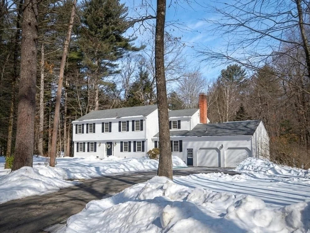 Unit for sale at 316 Lindsay Pond Rd, Concord, MA 01742