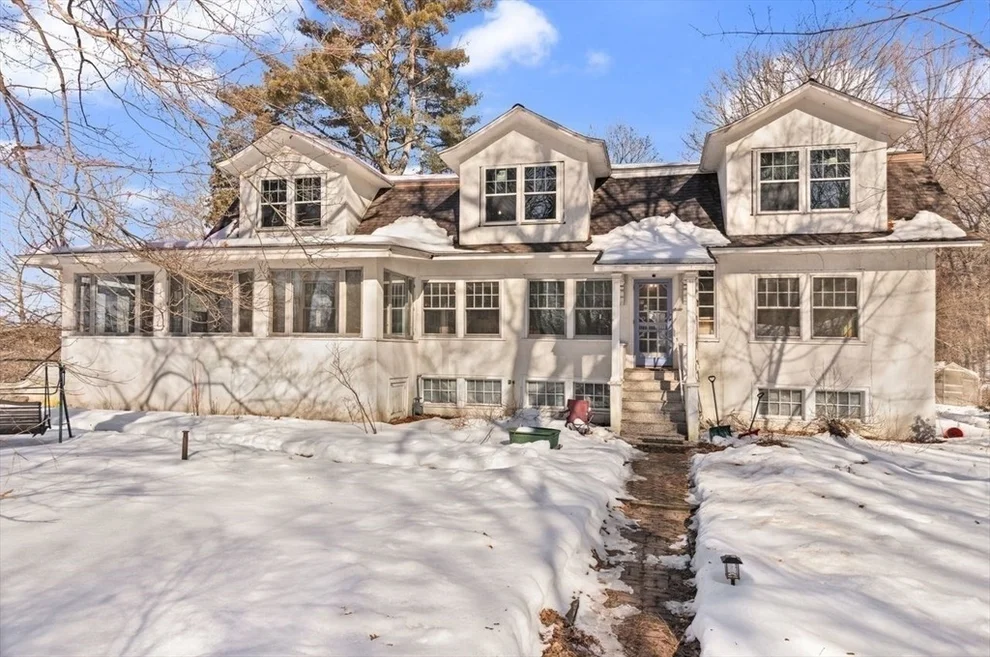 Unit for sale at 132 Massapoag Ave, Sharon, MA 02067