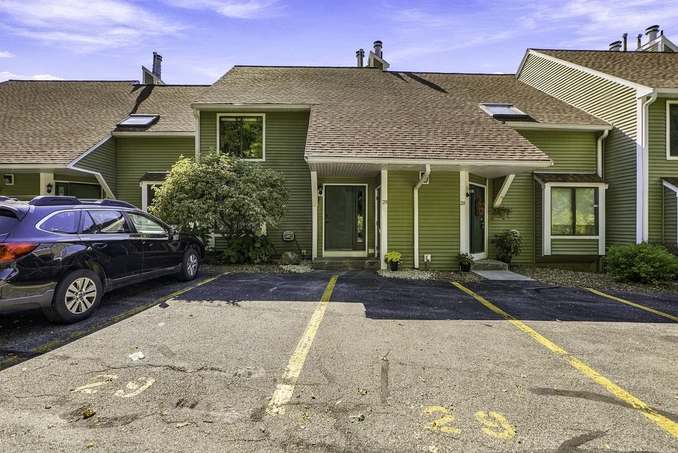 Unit for sale at 45 Lakeside Ave, Marlborough, MA 01752