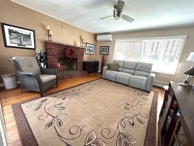 Unit for sale at 3 N Precinct St, Lakeville, MA 02347