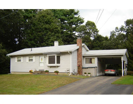 Unit for sale at 12 Linden Circle, Georgetown, MA 01833