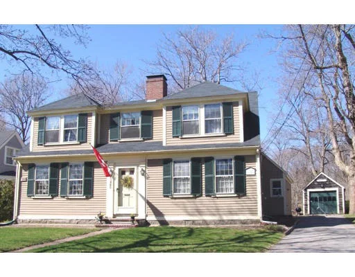 Unit for sale at 253 Main Street, Hingham, MA 02043