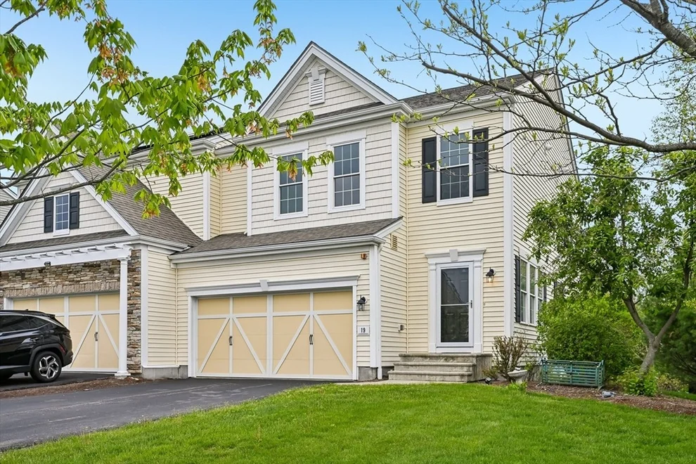 Unit for sale at 19 Crispwater Way, Hopkinton, MA 01748