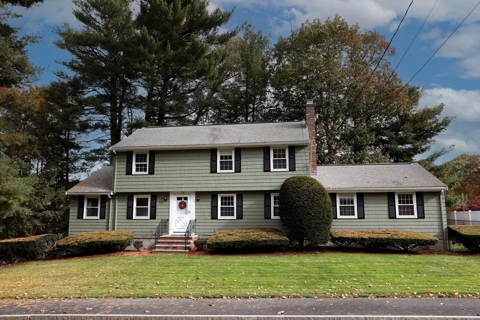 Unit for sale at 70 Old Nahant Road, Wakefield, MA 01880