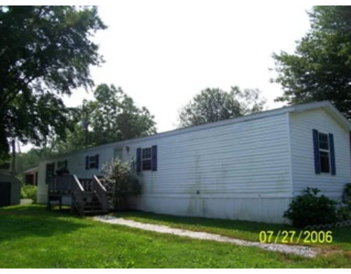 Unit for sale at 15 Windham Depot Rd, Derry, NH 03038