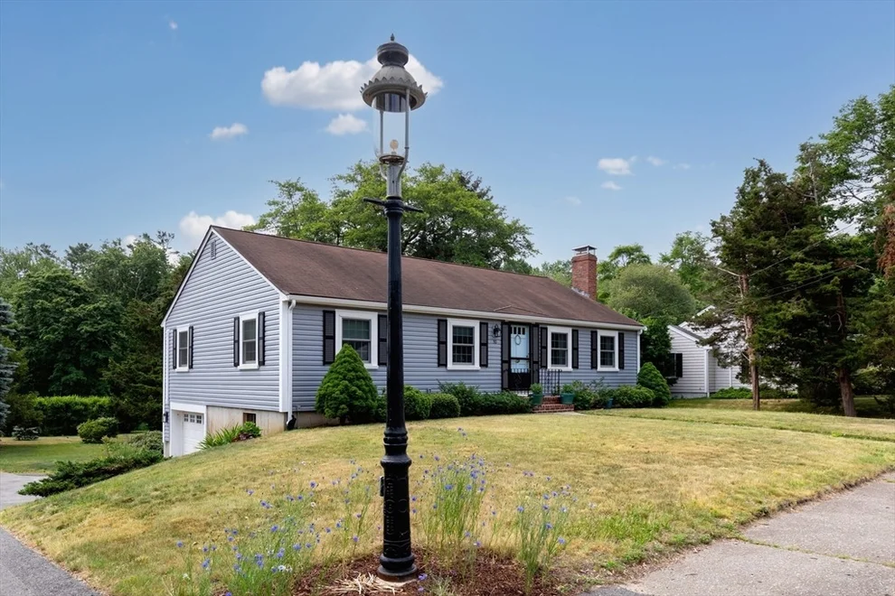 Unit for sale at 50 Forest Ave Ext, Plymouth, MA 02360