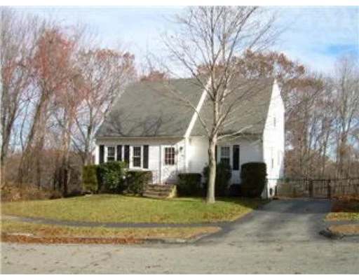 Unit for sale at 42 Green Farms Rd, Worcester, MA 01605