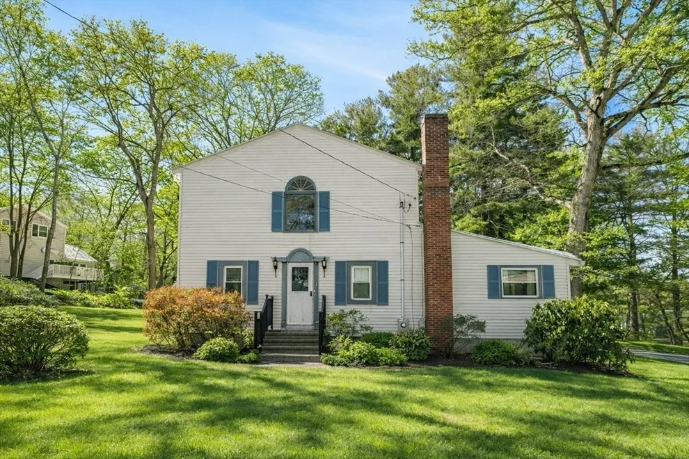 Unit for sale at 3 Rio Vista St, Billerica, MA 01862