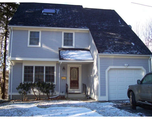 Unit for sale at 287 Mower St, Worcester, MA 01602