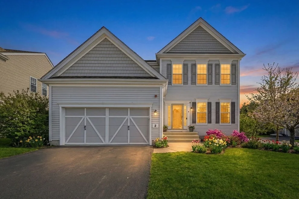 Unit for sale at 2 Grandview Dr, Hopkinton, MA 01748