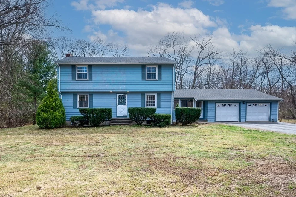 Unit for sale at 99 Concord St, Ashland, MA 01721