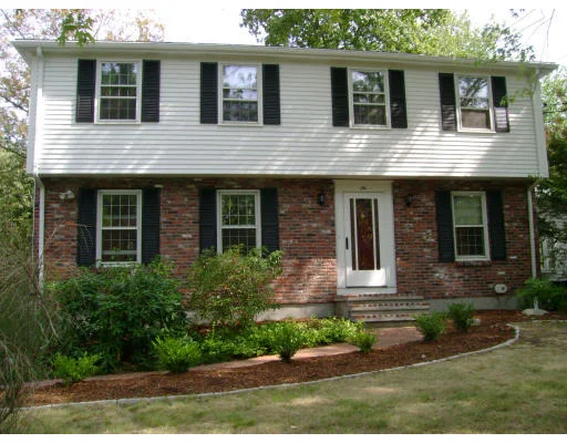 Unit for sale at 6 Bacon Road, Framingham, MA 01701