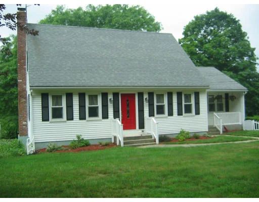 Unit for sale at 163 West St, Uxbridge, MA 01569