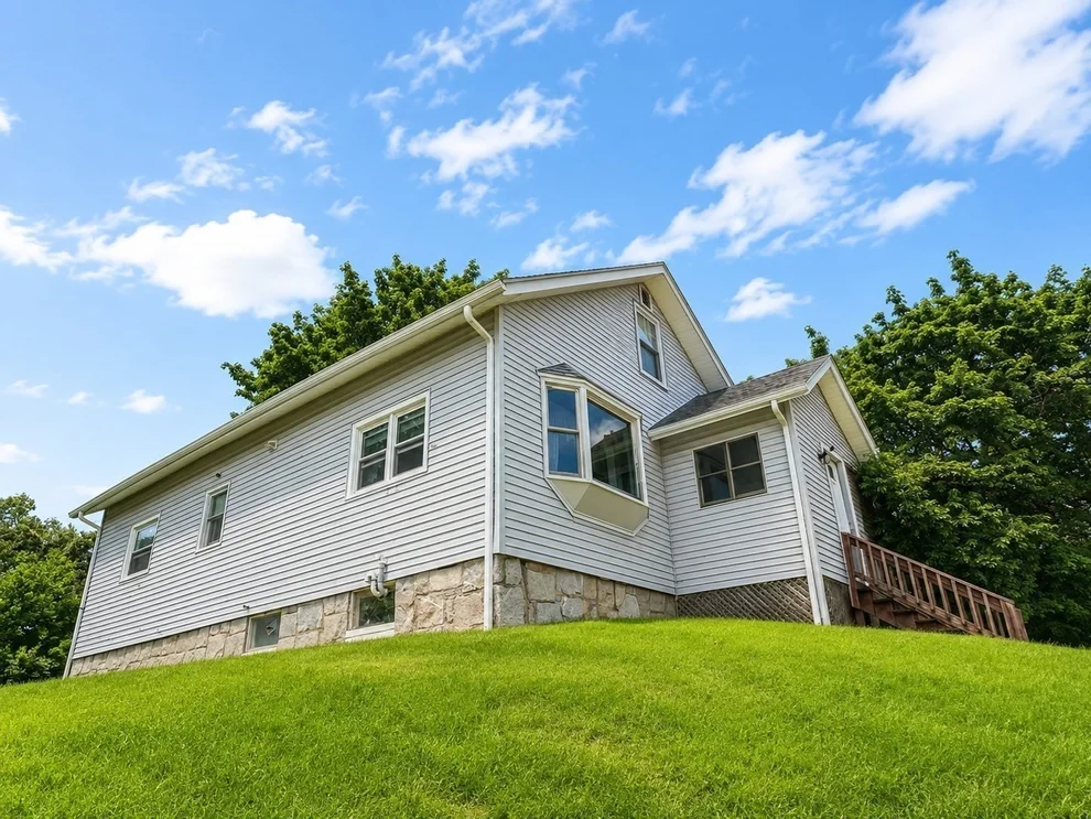 Unit for sale at 434 Hamilton, Worcester, MA 01604