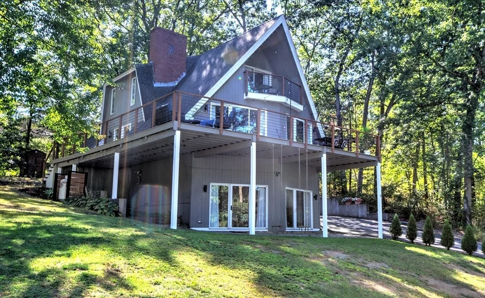 Unit for sale at 8 Sandy Beach Rd, Westford, MA 01886