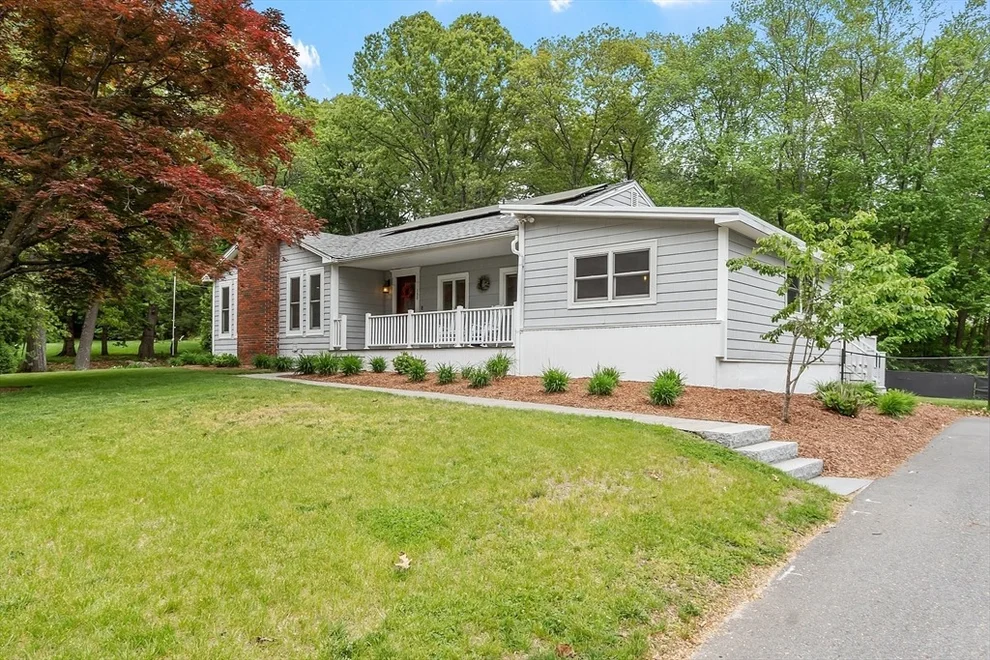 Unit for sale at 130 Robin Hill Rd, Chelmsford, MA 01824