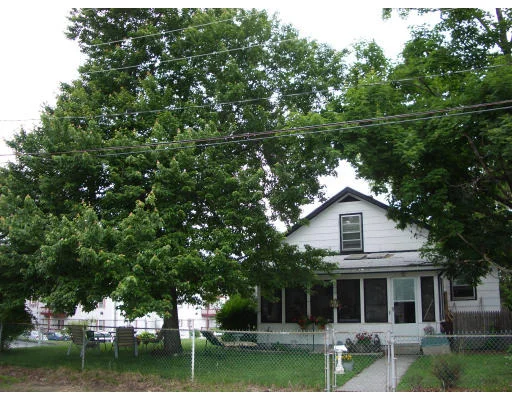 Unit for sale at 20 Railroad Ave, Derry, NH 03038