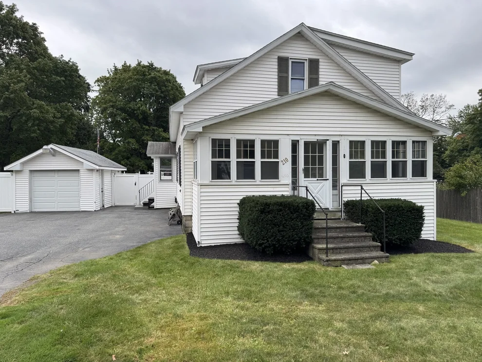 Unit for sale at 210 Main St, Shrewsbury, MA 01545